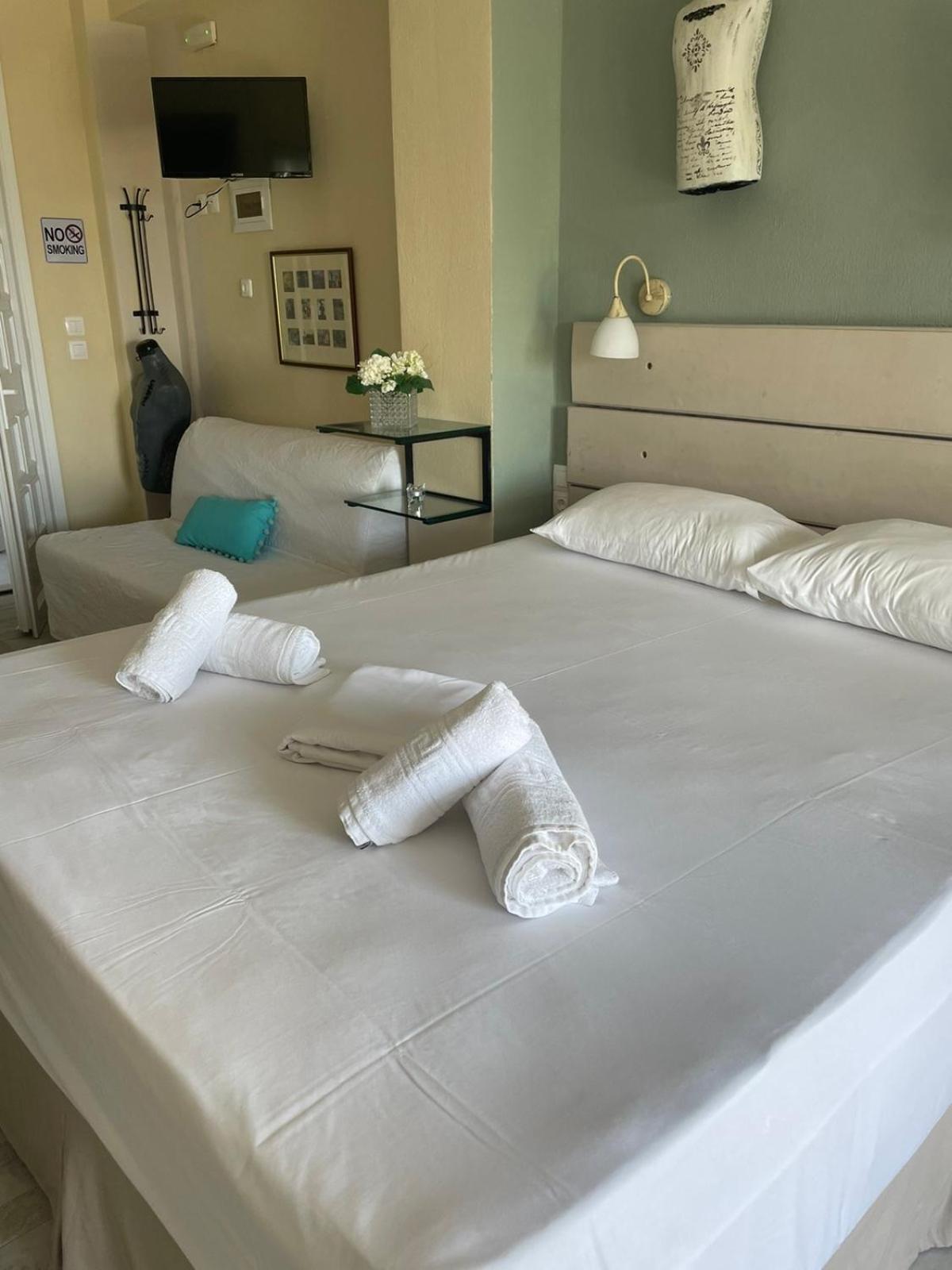 Axion Esti Apartments สโกเปลอสทาวน์ ห้อง รูปภาพ